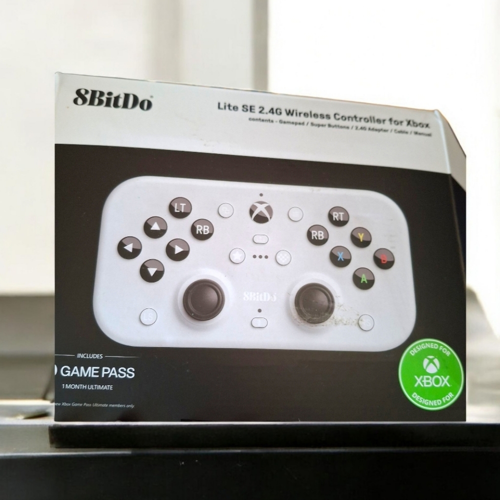 NEW Open Box 8BitDo Lite SE 2.4G Wireless Controller for Xbox - White